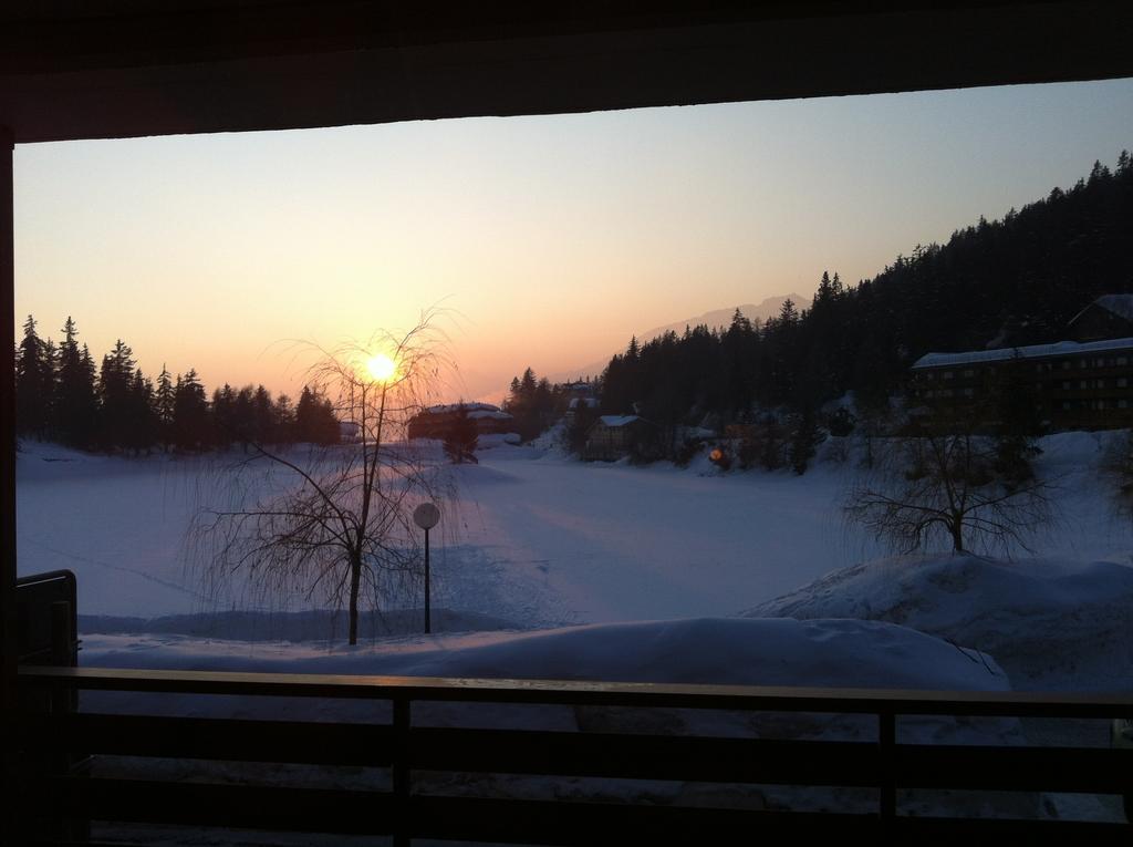 Plein Centre, Ski A Pied, Vue, Calme Crans-Montana Ruang foto